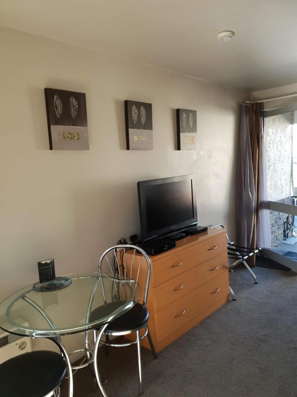 Anchorage Motel Apartments Te Anau Exteriér fotografie